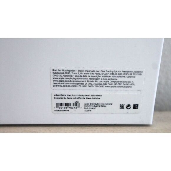 Apple MRX82ZM/A - Smart Folio White 11" iPad Pro Protective Case - Picture 5 of 6